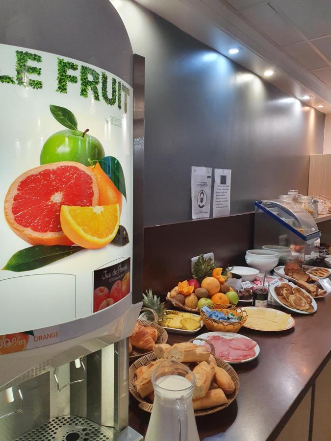 Contact Hotel Restaurant La Chaumiere Entre Orgeval Et Flins A13 Sortie 8 Les Mureaux Luaran gambar