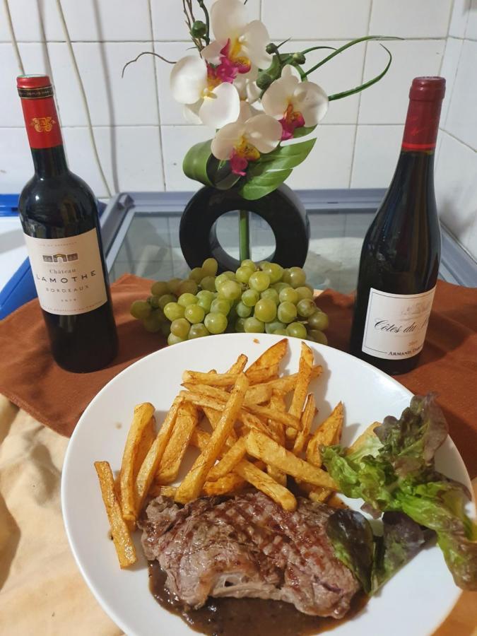 Contact Hotel Restaurant La Chaumiere Entre Orgeval Et Flins A13 Sortie 8 Les Mureaux Luaran gambar