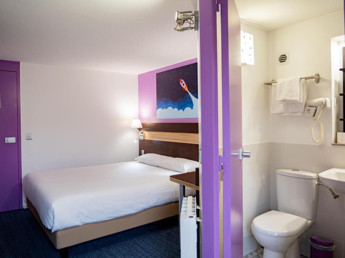 Contact Hotel Restaurant La Chaumiere Entre Orgeval Et Flins A13 Sortie 8 Les Mureaux Luaran gambar