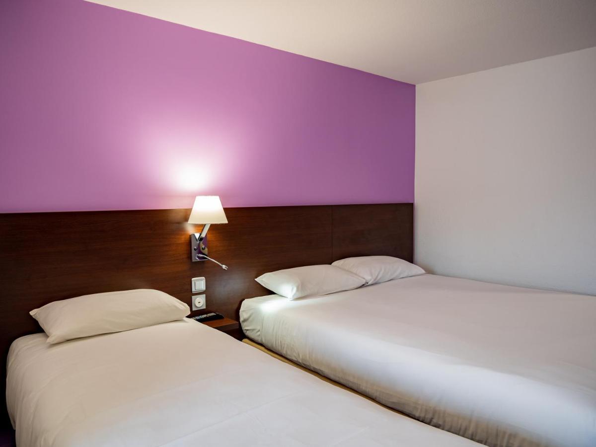 Contact Hotel Restaurant La Chaumiere Entre Orgeval Et Flins A13 Sortie 8 Les Mureaux Luaran gambar