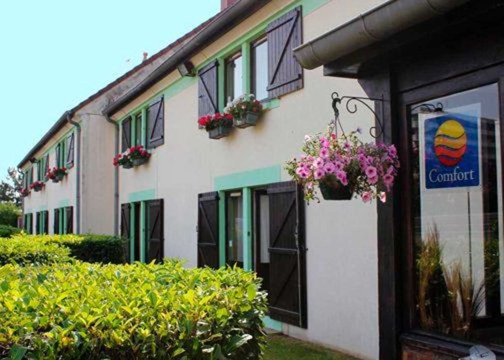 Contact Hotel Restaurant La Chaumiere Entre Orgeval Et Flins A13 Sortie 8 Les Mureaux Luaran gambar